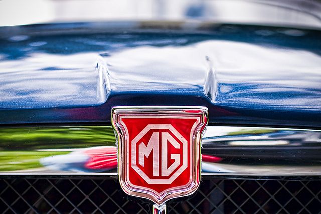 MG