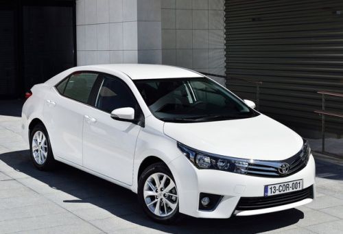 Corolla Altis