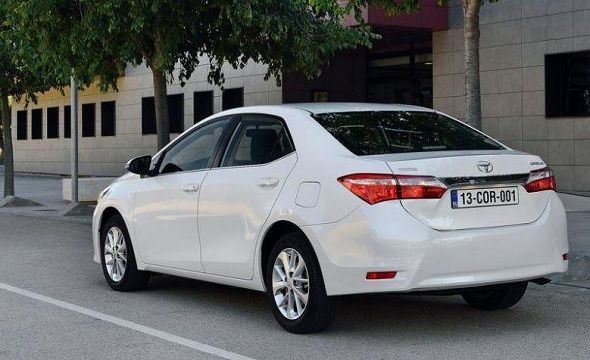 Corolla Altis 3