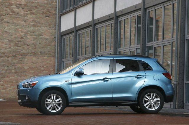 Outlander Sport 3
