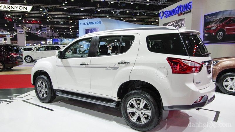 MU-X 3