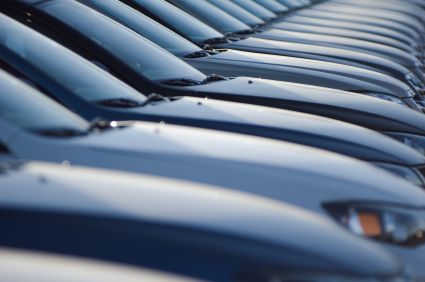 Mua ô tô lần đầu - Mua ô tô mới hay ô tô cũ?