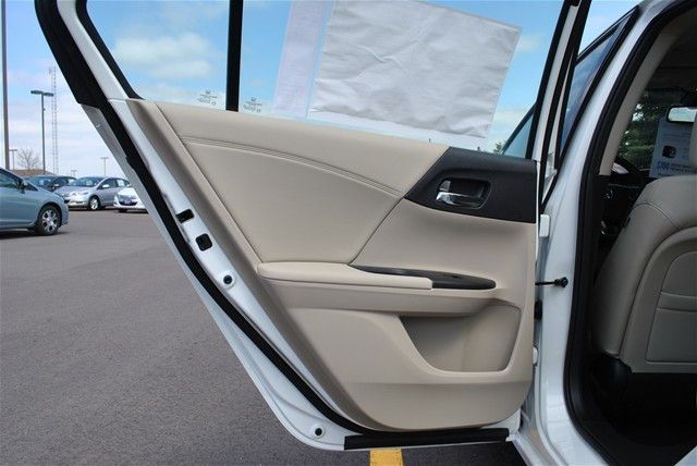 Honda Accord 2013 - Ảnh 15
