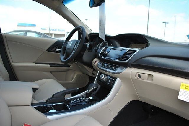 Honda Accord 2013 - Ảnh 10