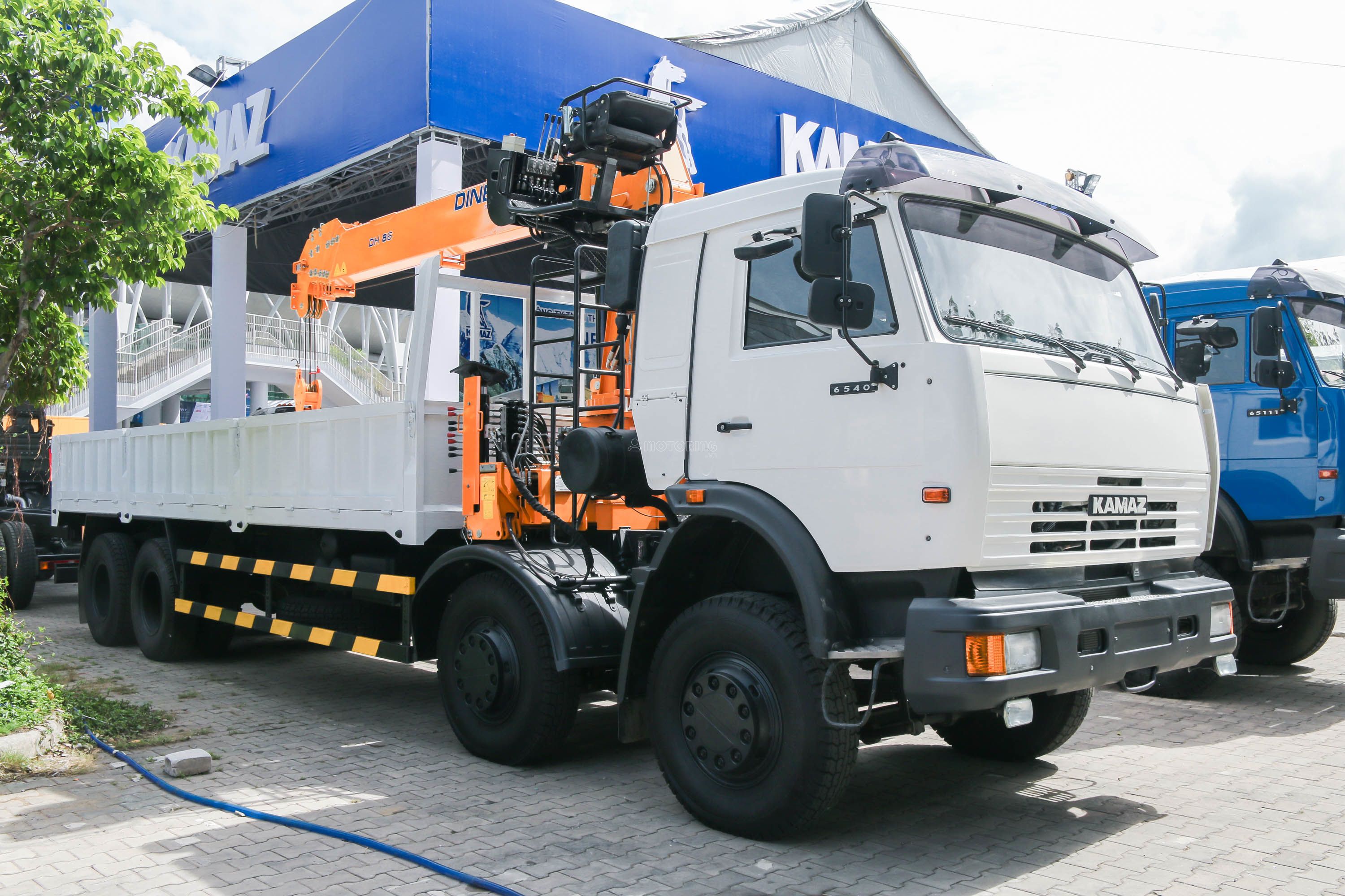 Kamaz Tải cẩu 4 giò Kamaz 6540 gắn cẩu Hàn Quốc  2020 ảnh 2