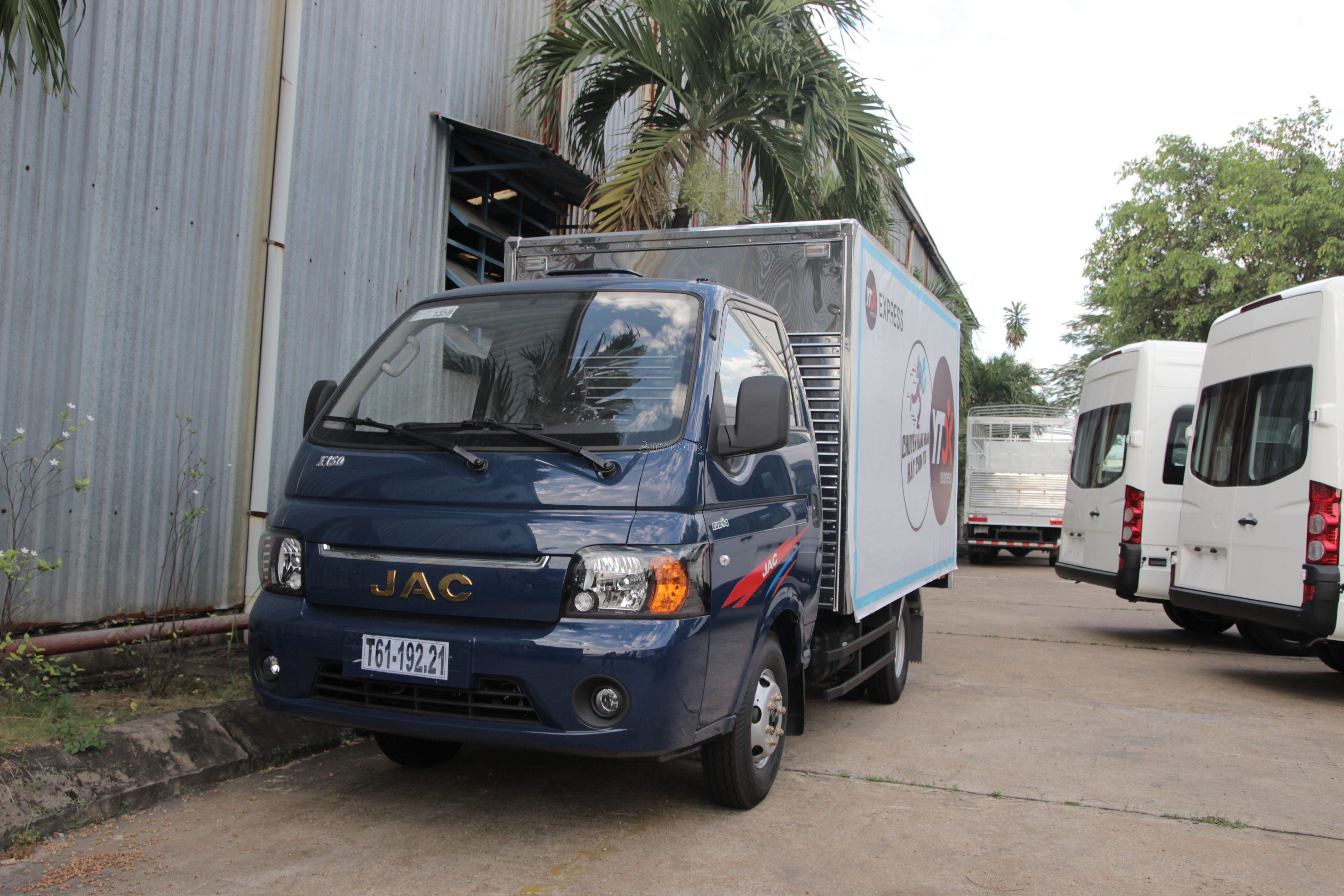 JAC x150 máy công nghệ nhật thùng 3m2