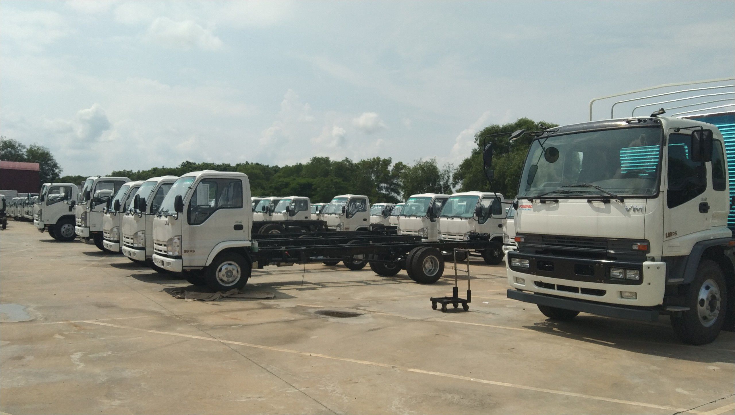 Isuzu 1t9 thùng dài 6m2 nhập khẩu ckd 2020 ảnh 3