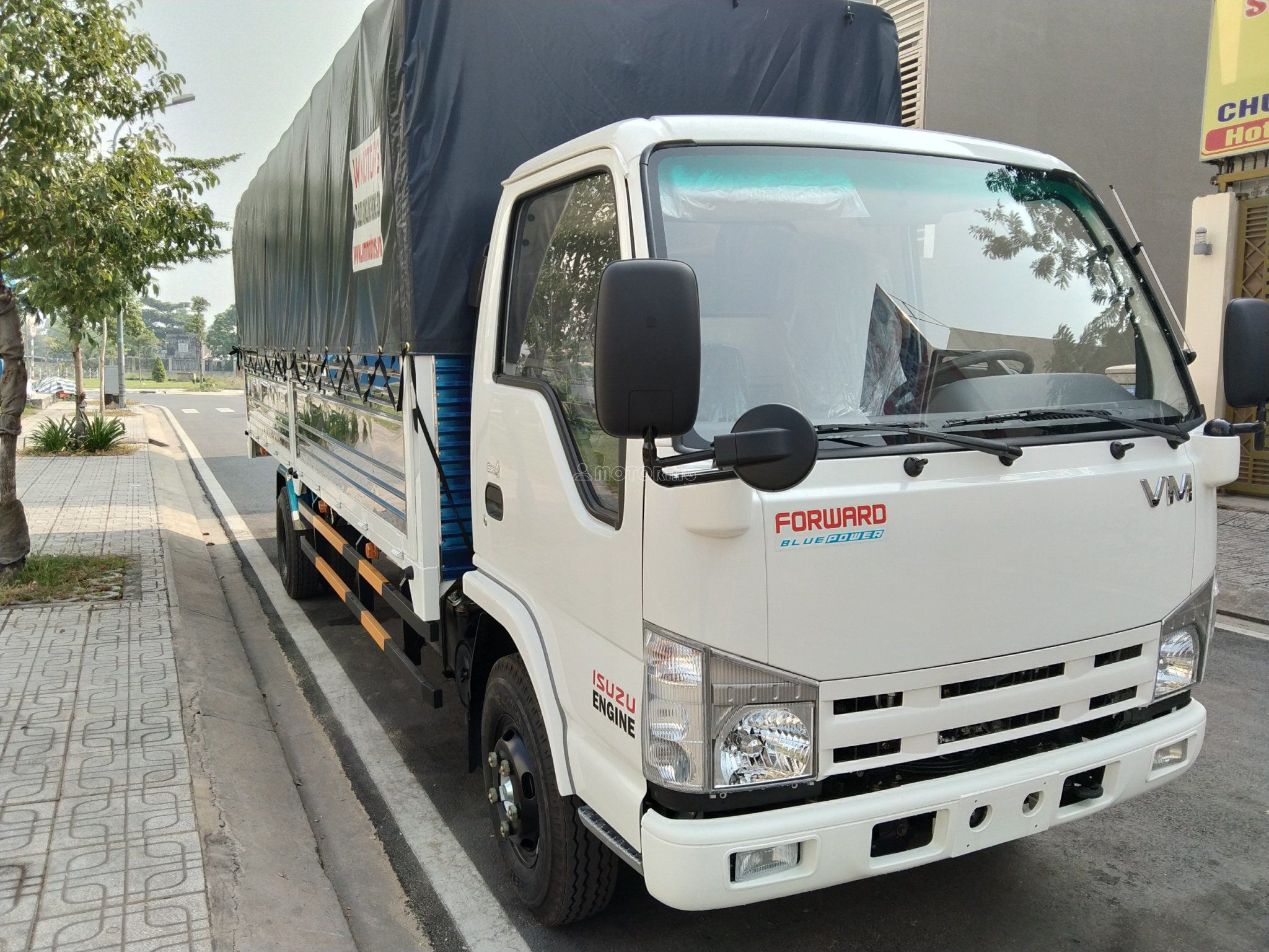Isuzu thùng dài 6m2 - nhập khẩu ckd 2020 ảnh 3