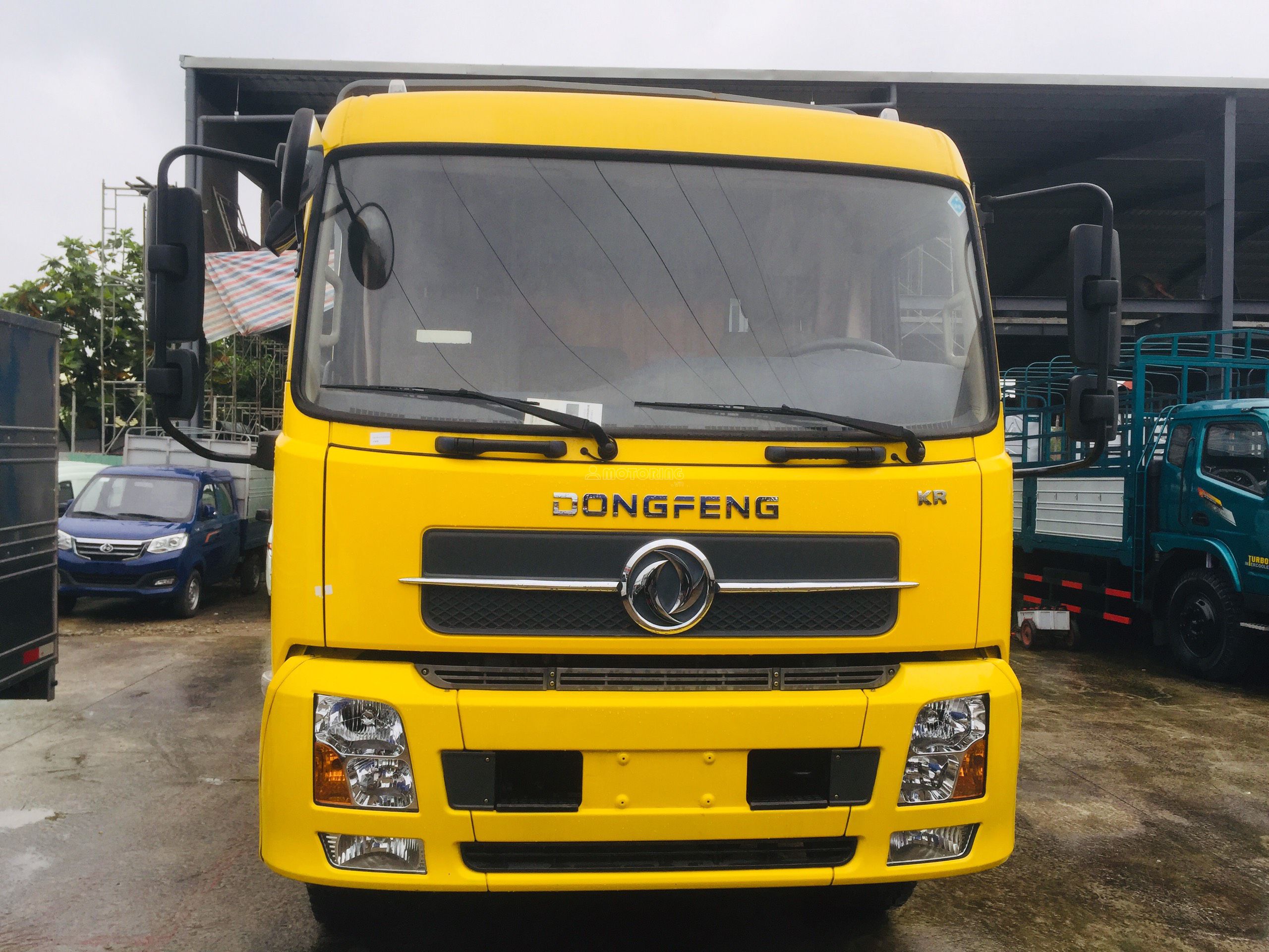 Dongfeng B180 thùng dài