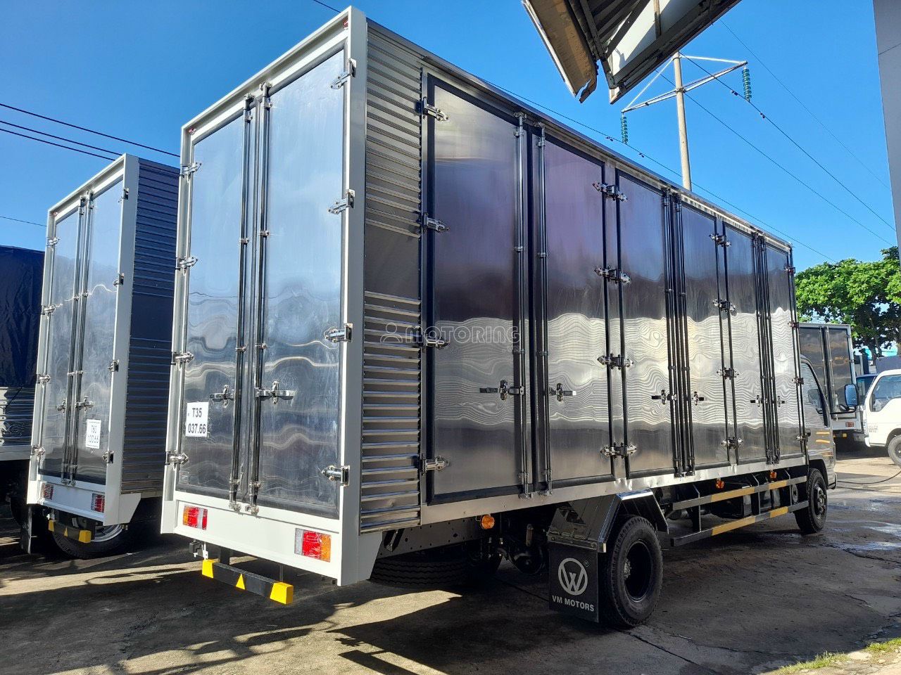 Isuzu 1 tấn 9 thùng kín chở pallet 6m2 2021 ảnh 3