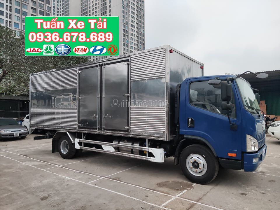 Faw 8 tấn thùng kín dài 6m3 máy Weichai 140PS