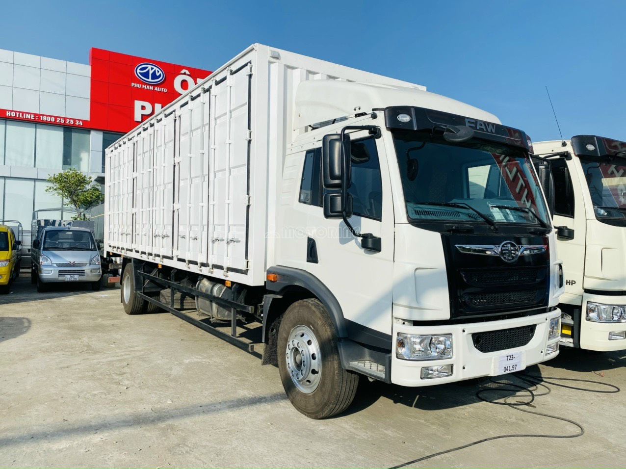 Faw thùng kín container