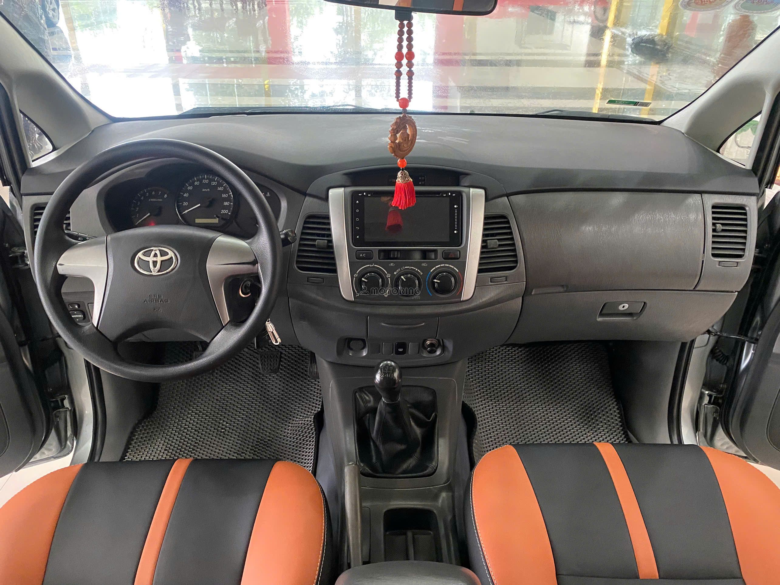 Toyota Innova 2006 ảnh 5
